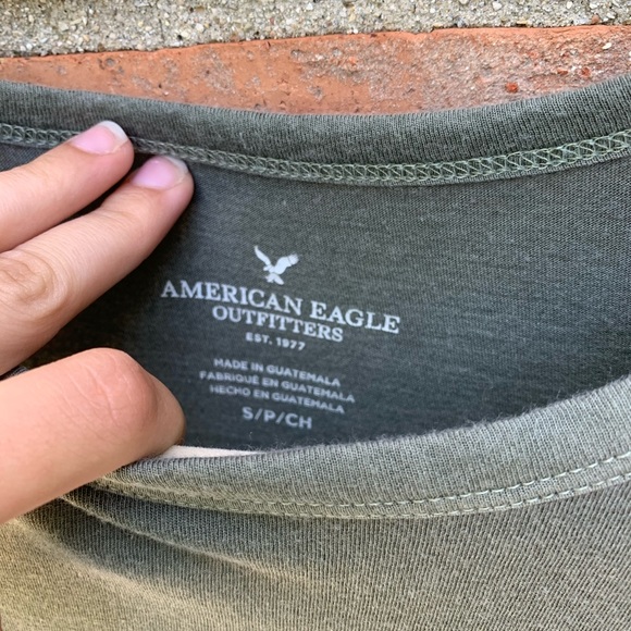 🛍AE Green Ruffle Bottom Tank Top - Picture 5 of 5